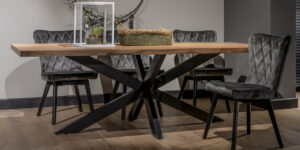 UrbanSofa Live Edge eetkamertafel met spinpoot 240 x 100 cm