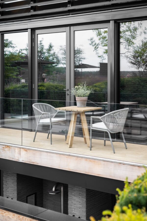 Borek Madeira Chair Slate + Tarifa Table Teak