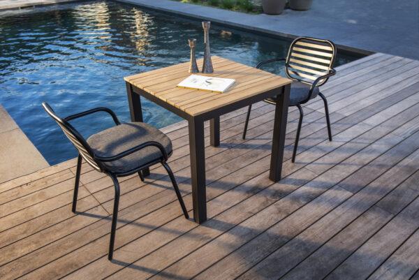 ng + Arashi dining table 76*76