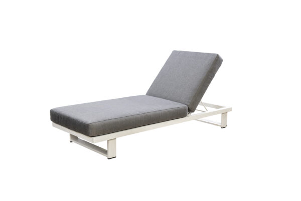 Yoi Kazoku lounger white mixed grey