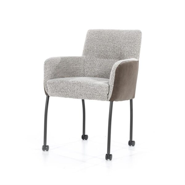 Eleonora Soof armstoel bruin