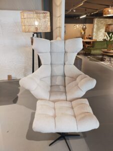 Sevn Sensi fauteuil en hocker showroommodellen