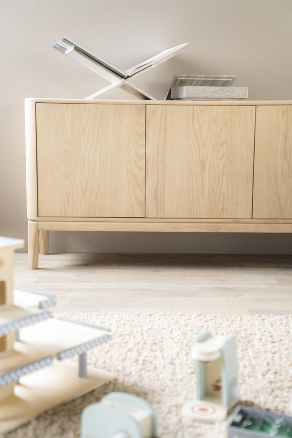 Eleonora Harvey dressoir