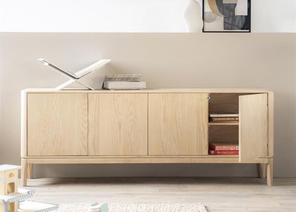 Eleonora Harvey dressoir
