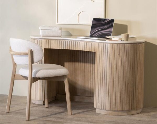 Eleonora Bureau Kira