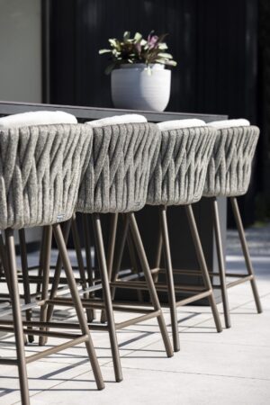 2025 Borek alu rope Genua high dining chair bronze wenge - Jamie high dining table (detail)