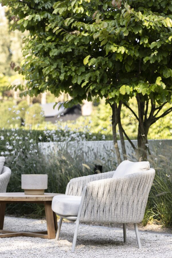 2025 Borek alu rope Genua lounge chair chalk white-taupe - Lazise low table (1)